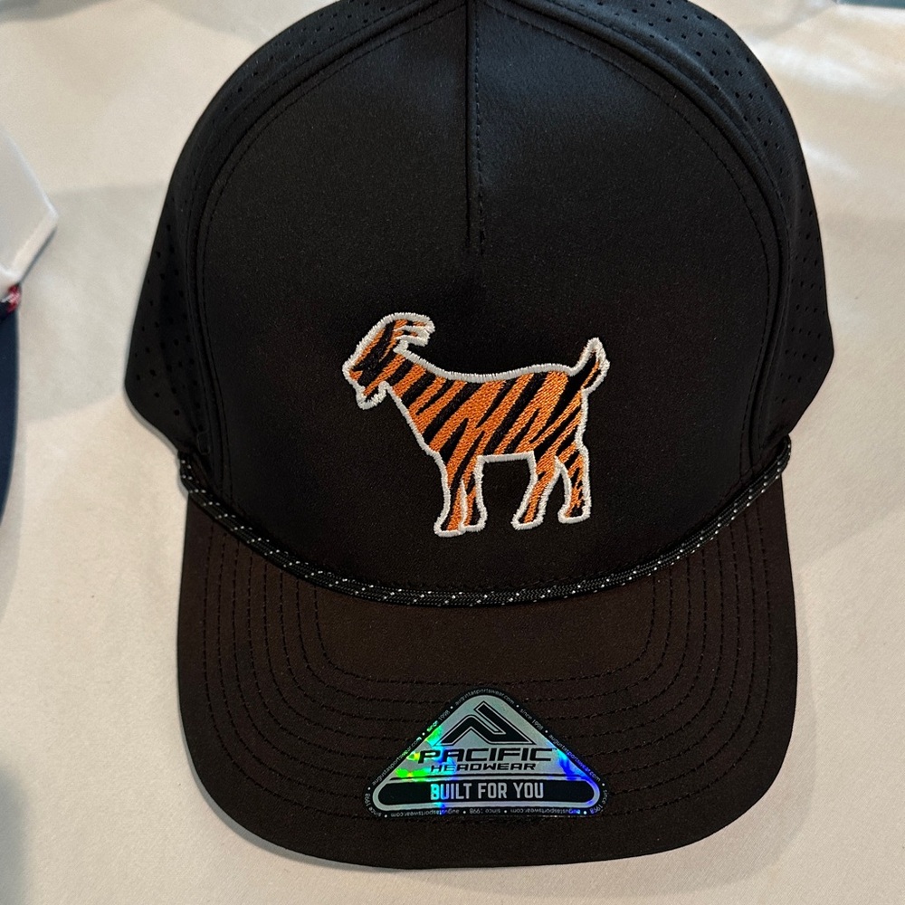 Pacifica Black Hat with Embroidered Goat